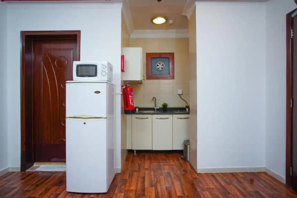 La Villa Suites Hotel - photo 18