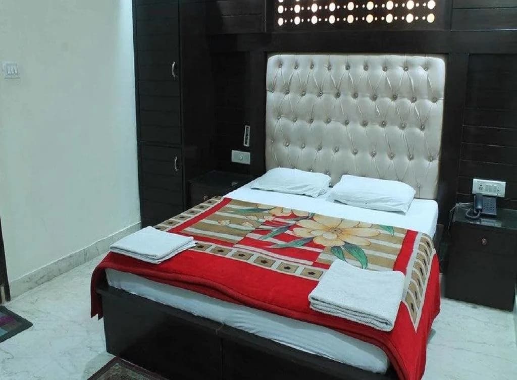 Ajay Guest House - photo 4