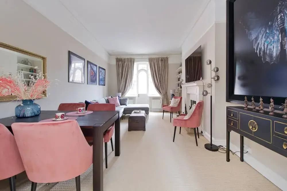 Luxurious 2-Bed Apt, 5 mins from Buckingham Palace - photo 10