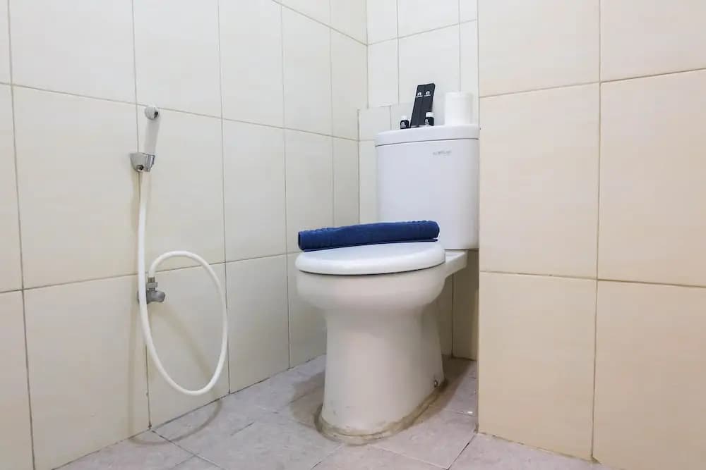 Best Deal 3BR Bassura Apartment - photo 6