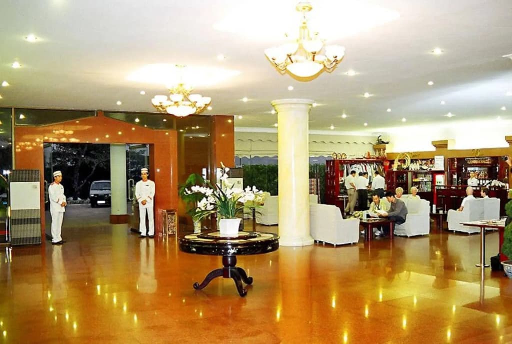 Cong Doan Ha Long Hotel - photo 18
