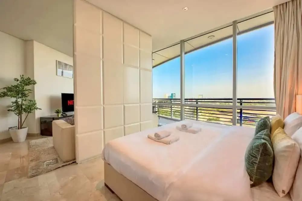 Luxury Apartment Steps Away From Everything - photo 3