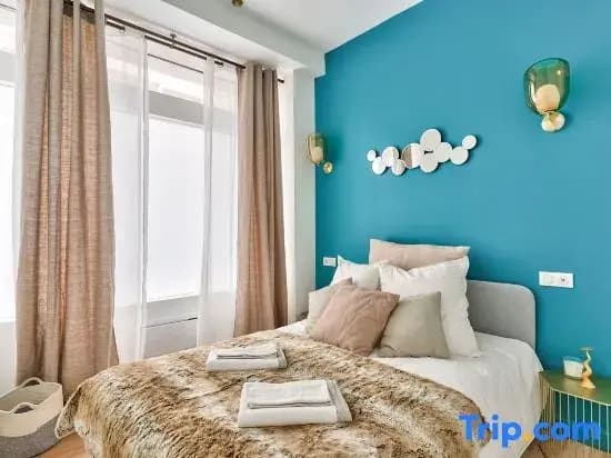Newly Renovated ! Stunning 2Br Apt in the Heart of Paris 15 - photo 1