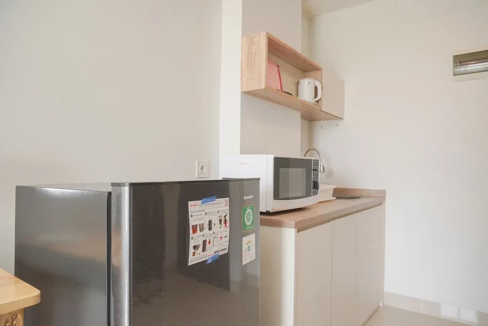 Good And Comfy 1Br (No Kitchen) At Citra Living Apartment - photo 11