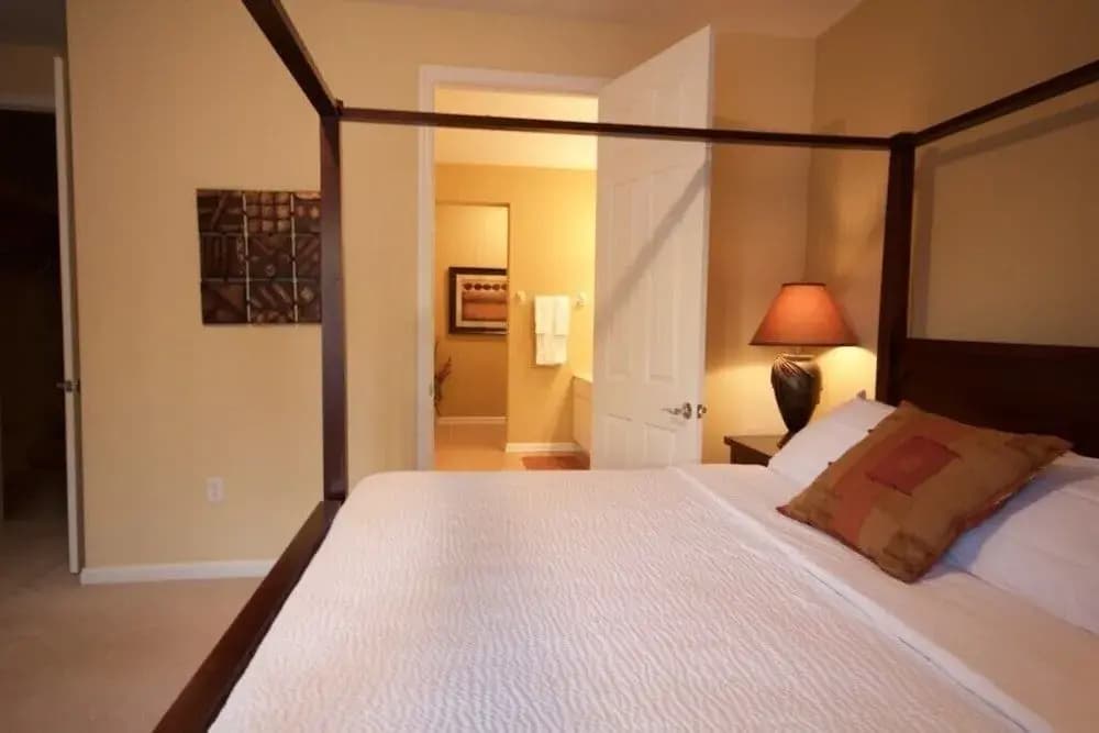 12-103 3 Bedroom Home by RedAwning - photo 5