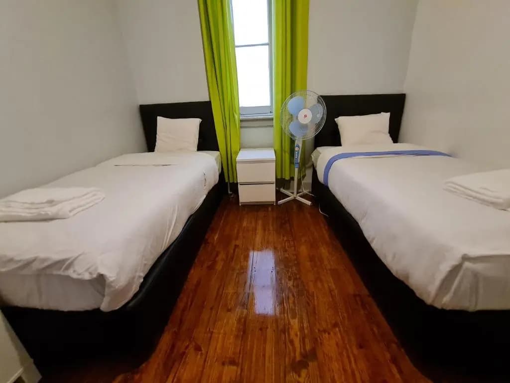Shangrila Hostel Anjos - photo 5
