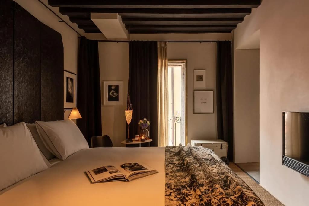 The Venice Venice Hotel - photo 25