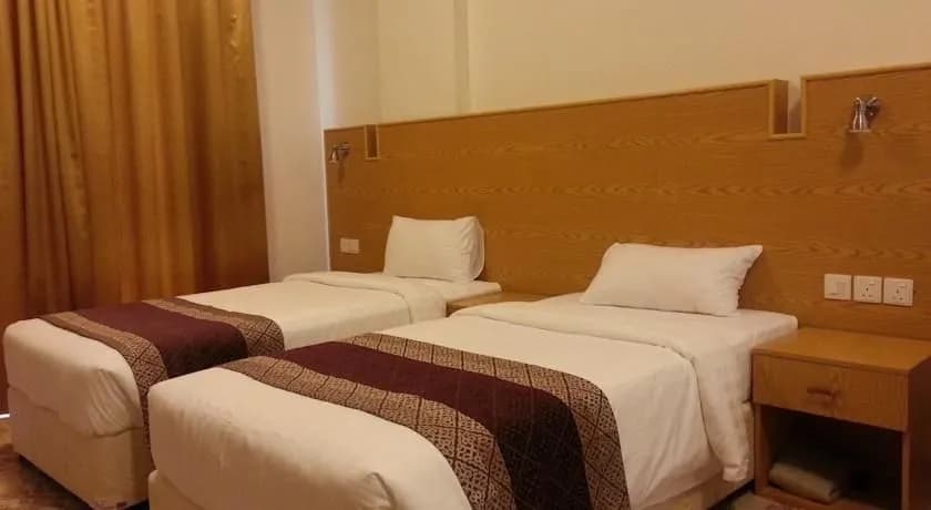 OYO 132 Al Reef Hotel - photo 6