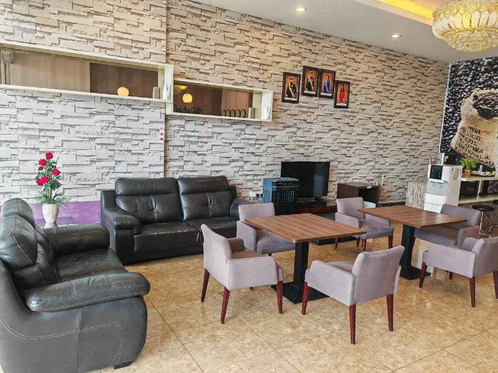 Hotel Tebrau CT - photo 12