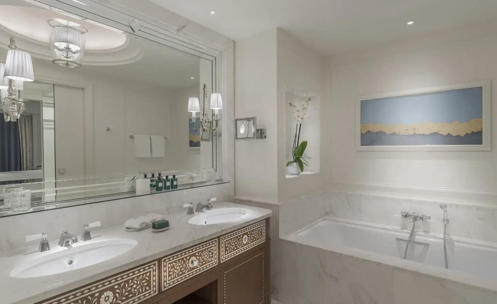 Four Seasons Hotel Doha - photo 10