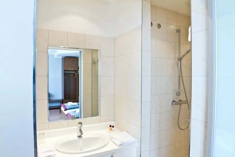 Ivbergs Hotel Messe Nord - photo 10