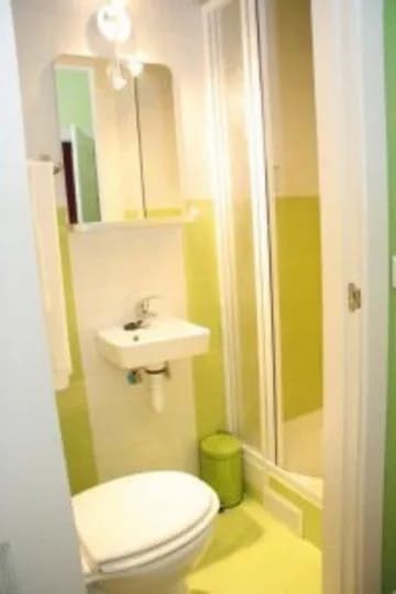 Room Pride Hostal - photo 16