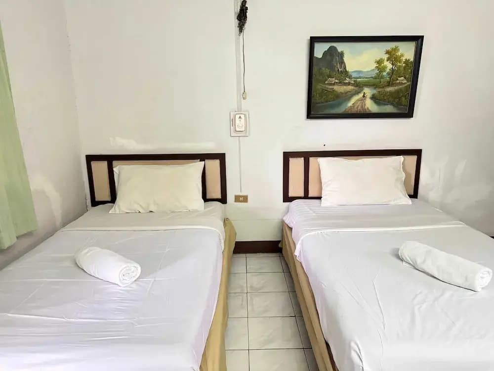 Hotel O Top North Guesthouse - photo 3