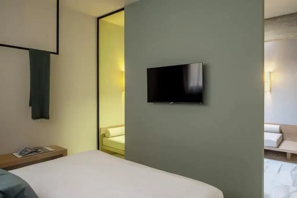 Atel Guest House - photo 5