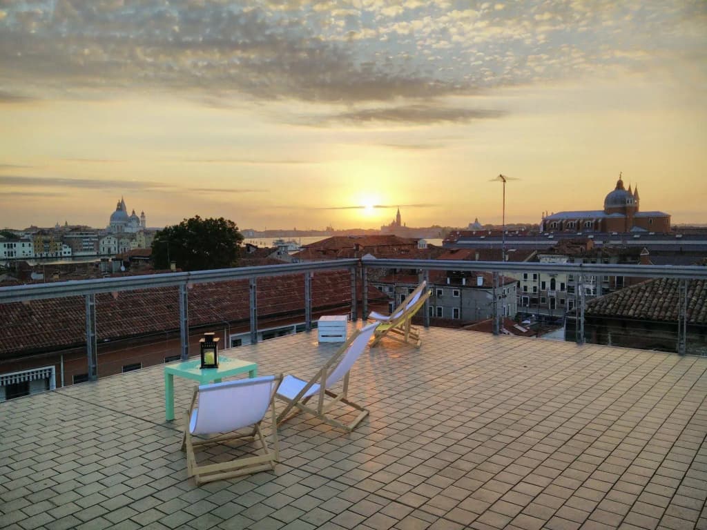 Sunny Terrace Hostel - photo 7