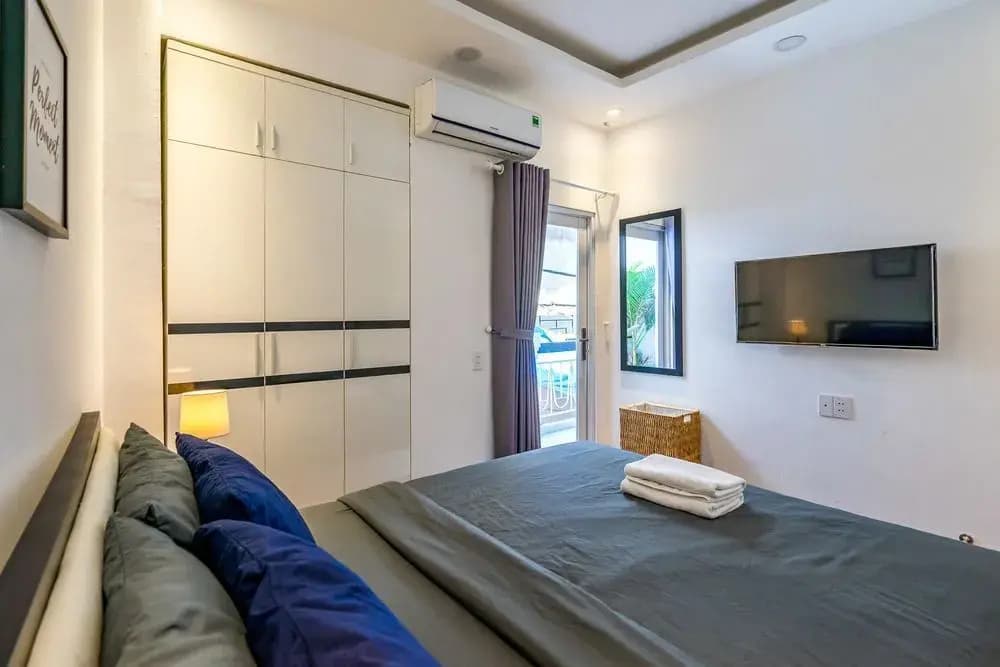 White Home - photo 37