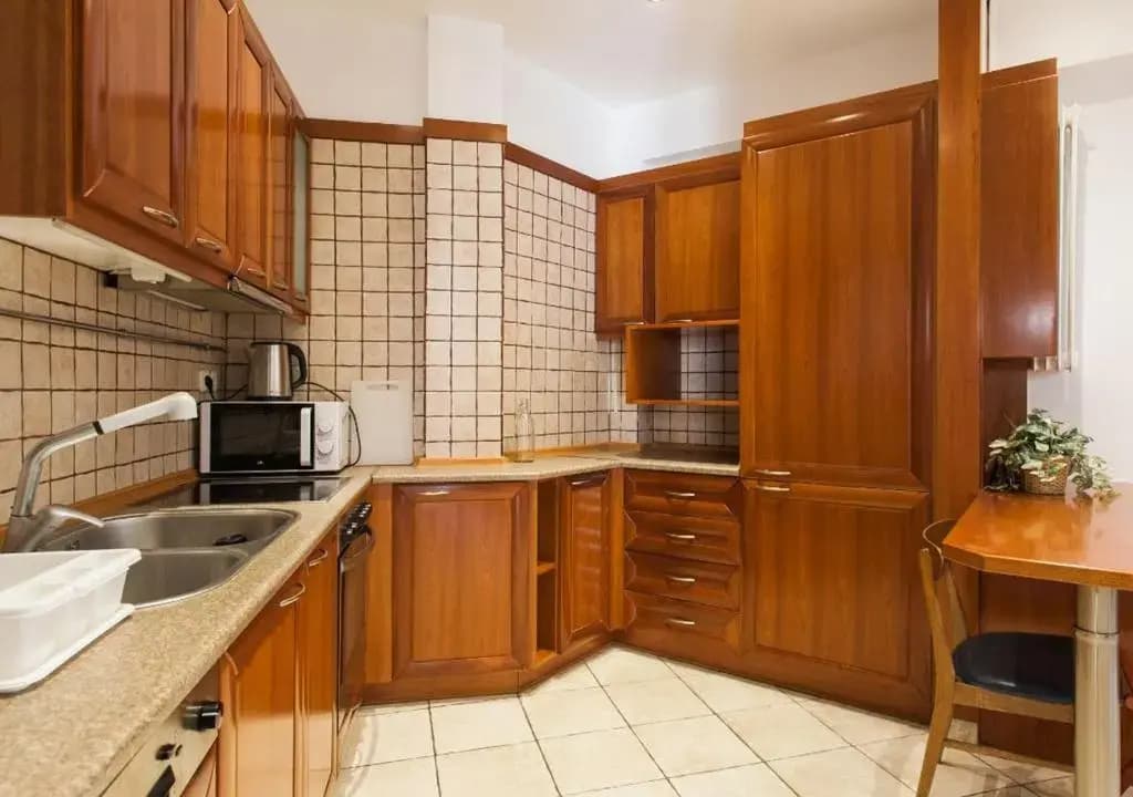 2 Min Walk To Acropolis 50 sqm - photo 2