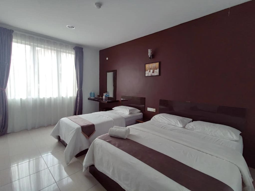 Station Inn Hotel - photo 3