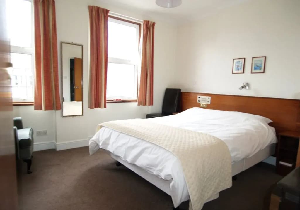White Lodge - photo 4