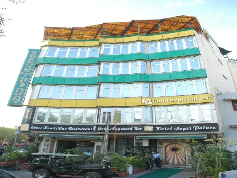 Hotel Arpit Palace - photo 1