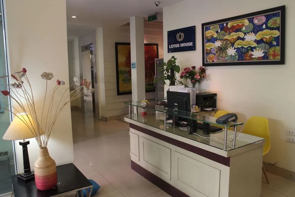 Lotus House - main photo
