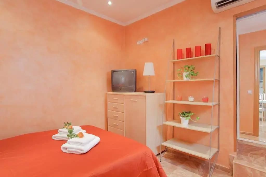 Apartaments Villarroel - photo 2