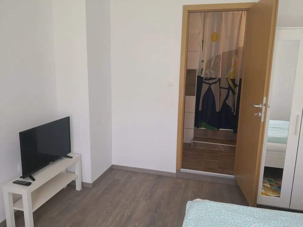 Green Garden Plus Apartman - photo 3