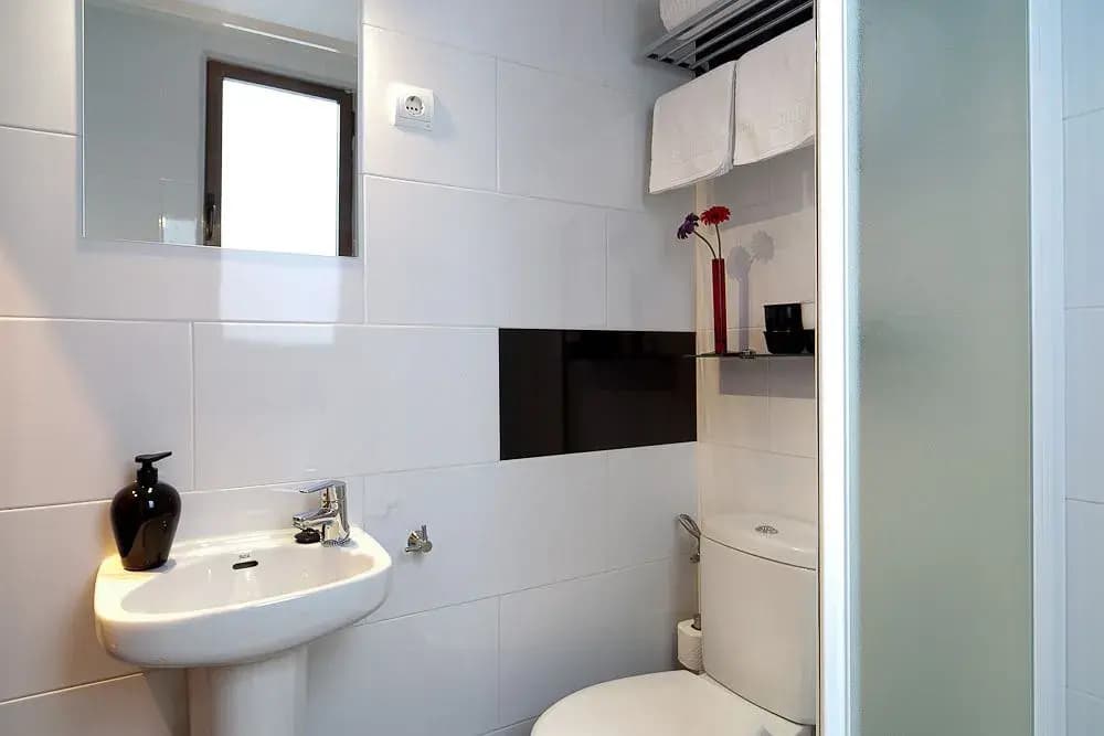 THC Tirso Molina Hostel - photo 9