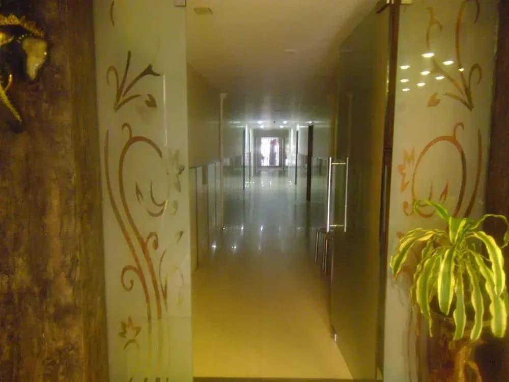 Hotel Breeze Inn - photo 12