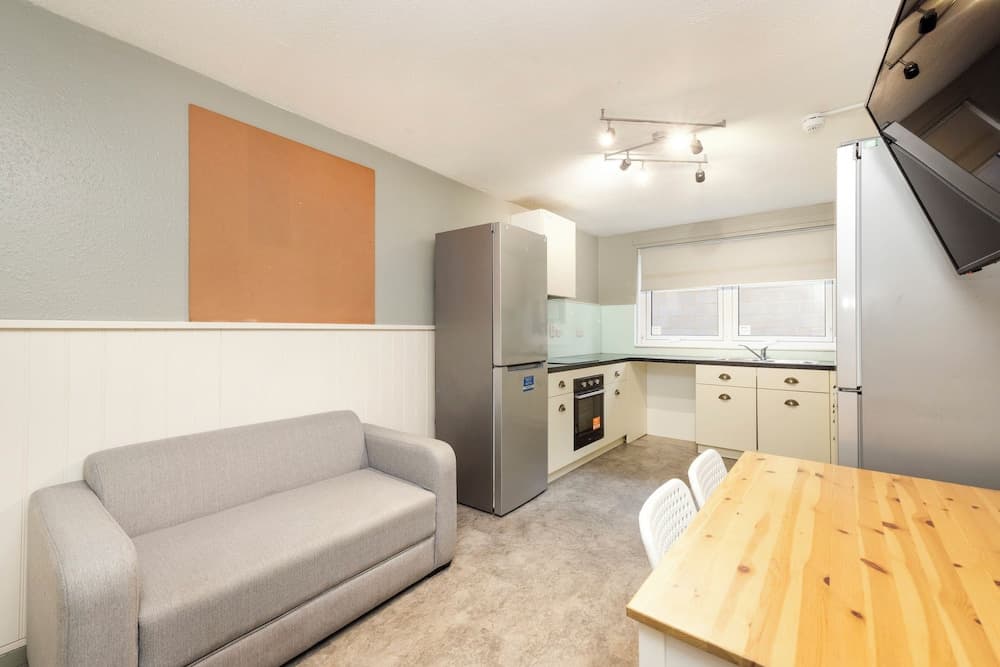 Meadow Court Apartments - photo 13