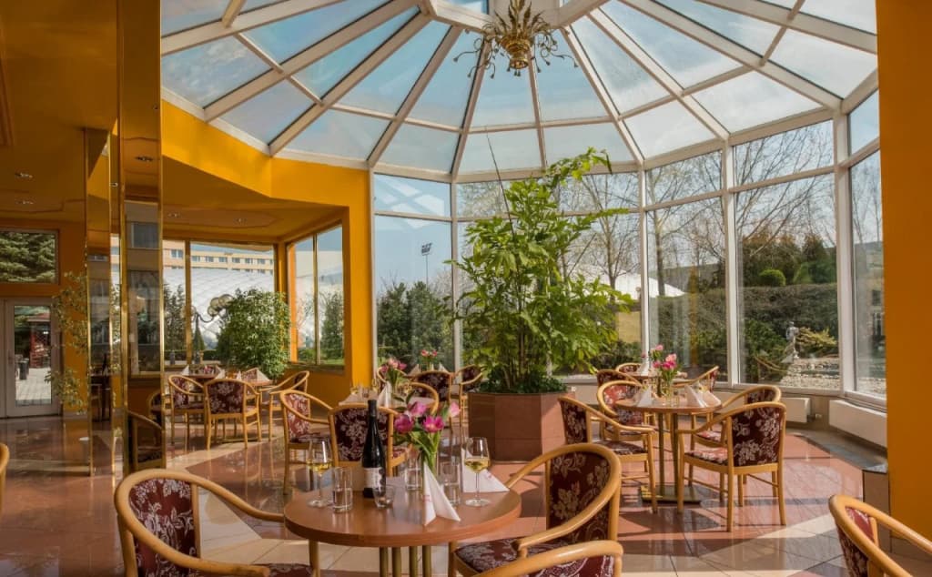 TOP HOTEL Praha & Conference Centre - photo 26