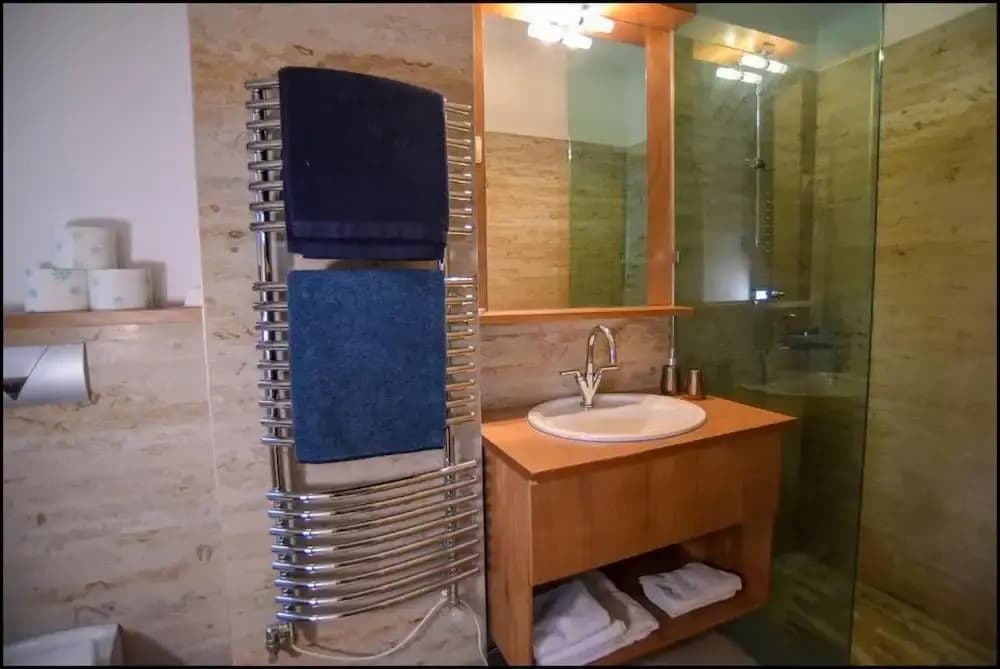 Pelicanstay Montaigne Apartments - photo 6