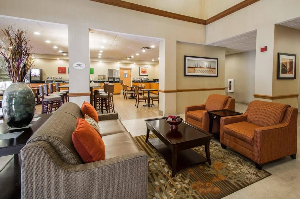 Comfort Suites Near Universal Orlando Resort - photo 17