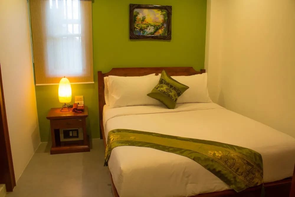 July Garden Inn - photo 5