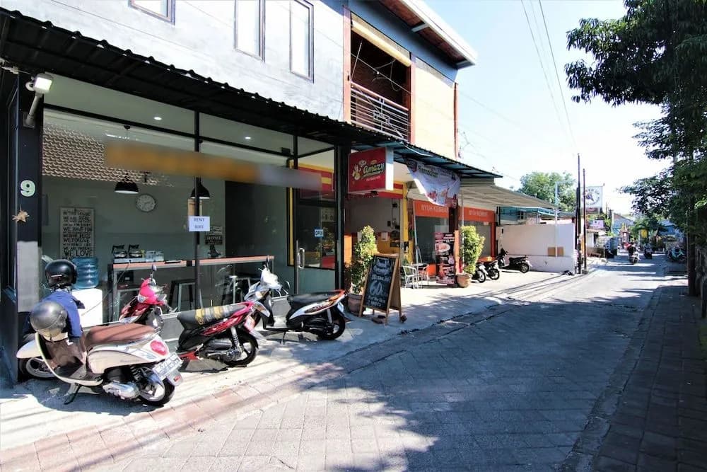 ZEN Hostel Jalan Patimura Legian - photo 18