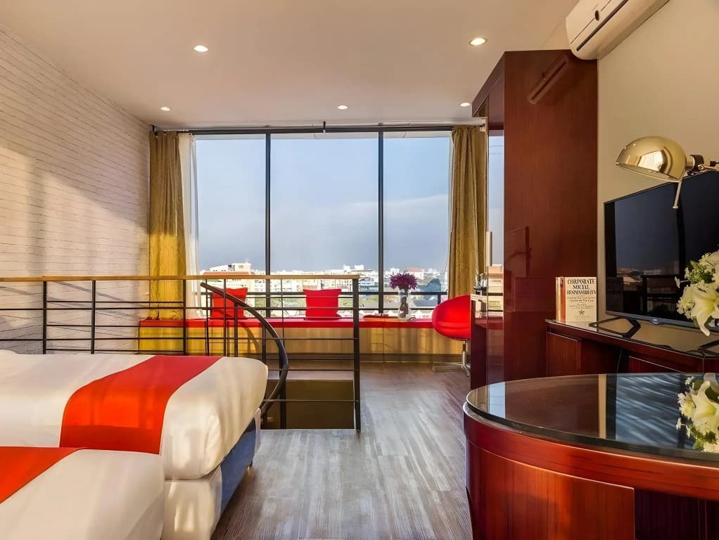 Ratchada Point Hotel - photo 3