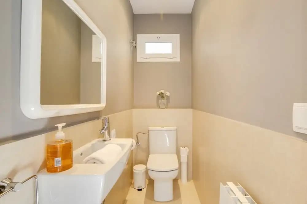 Beautiful 3bed W/terrace in Elegant Eixample - photo 6