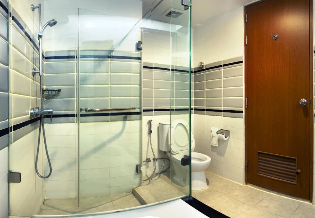 Thamrongin Hotel - photo 20