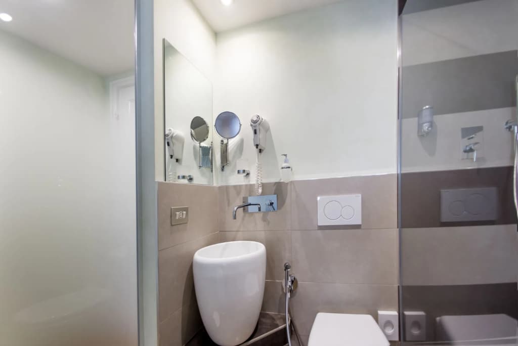 N4U Guest House - photo 7