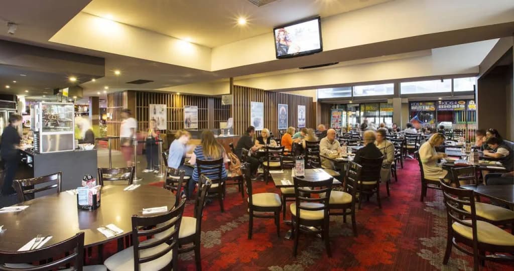 Nightcap at Keysborough Hotel - photo 21