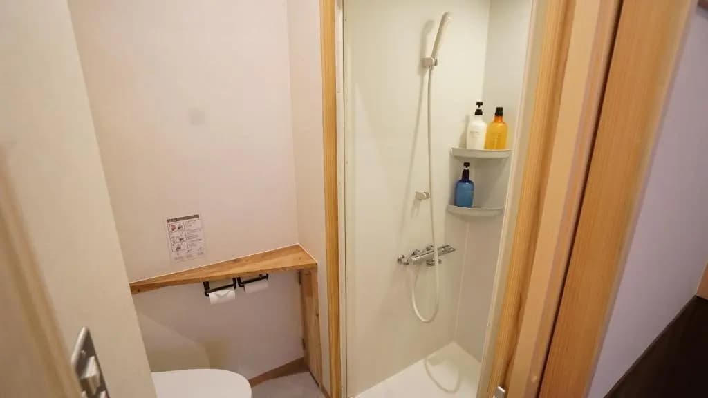 Poly Hostel 2 Namba - photo 9