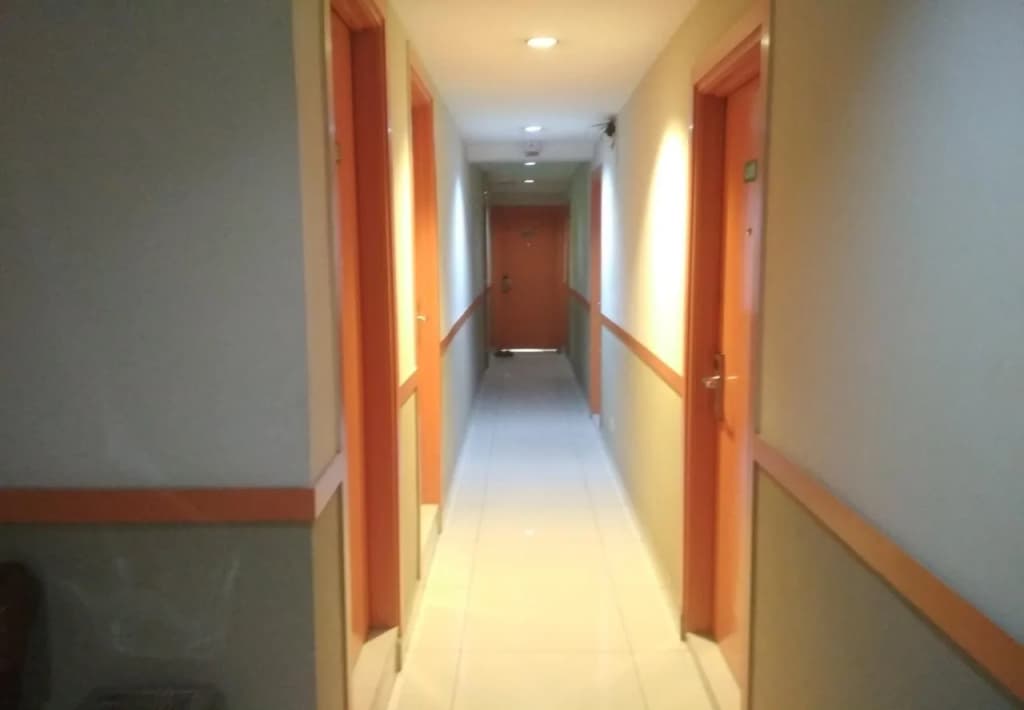New Eastern Hotel - photo 11