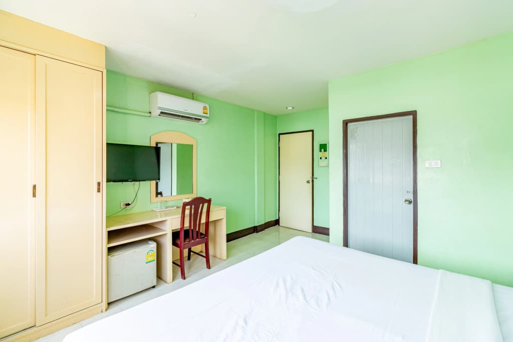 Woodlands Inn - photo 3