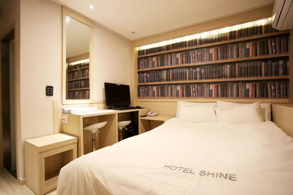 Shine Hotel - photo 25