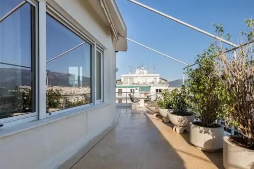 Elegant Luminous 3BD apartment in Kolonaki - photo 11