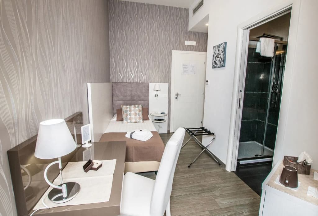 Elenoire Rooms & Suite - photo 5
