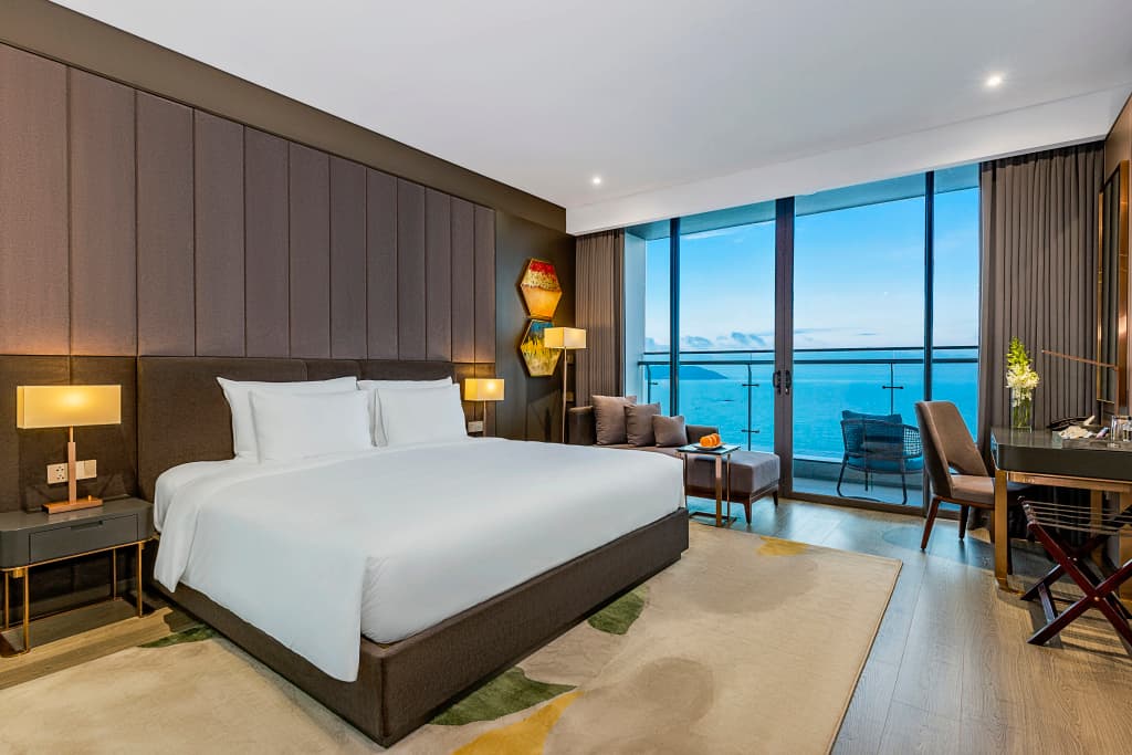 Le Sands Oceanfront Danang Hotel - photo 14