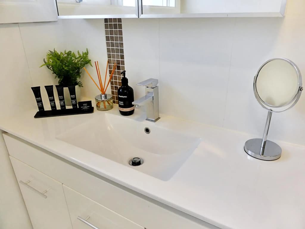 Glen Iris, Quiet Boutique 2 bedroom Netflix, WIFI, Parking, Free Wine - photo 7
