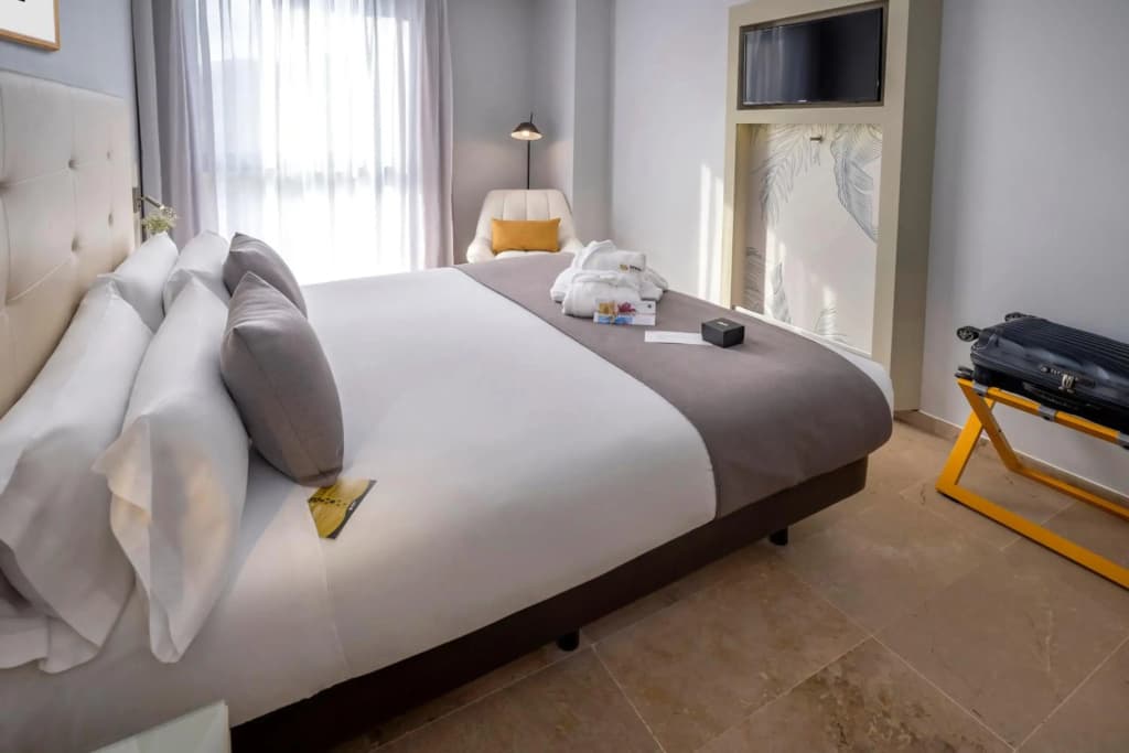 Serhs Del Port Hotel - photo 18