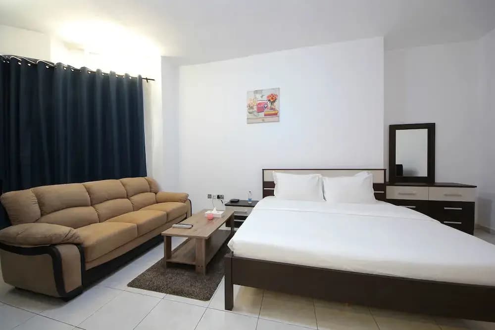 Signature Holiday Homes- Marina Studio - photo 5